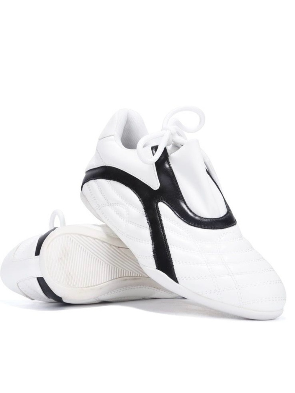 NWT Cape Robbin White/Black Lace-Up Women's Sneakers